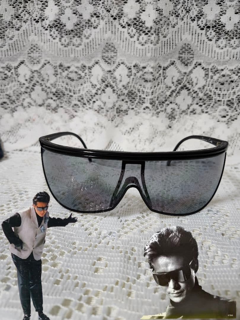 値下げ交渉あり　郷ひろみ　Goods入手困難レアアイテム商品２点セット