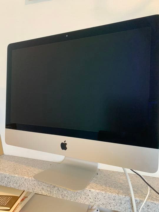 iMac 21.5インチ Late2015 MK452J/A iMac 21.5インチ Retina 4Kディスプレイモデル MK452J/A [3100]の製品
