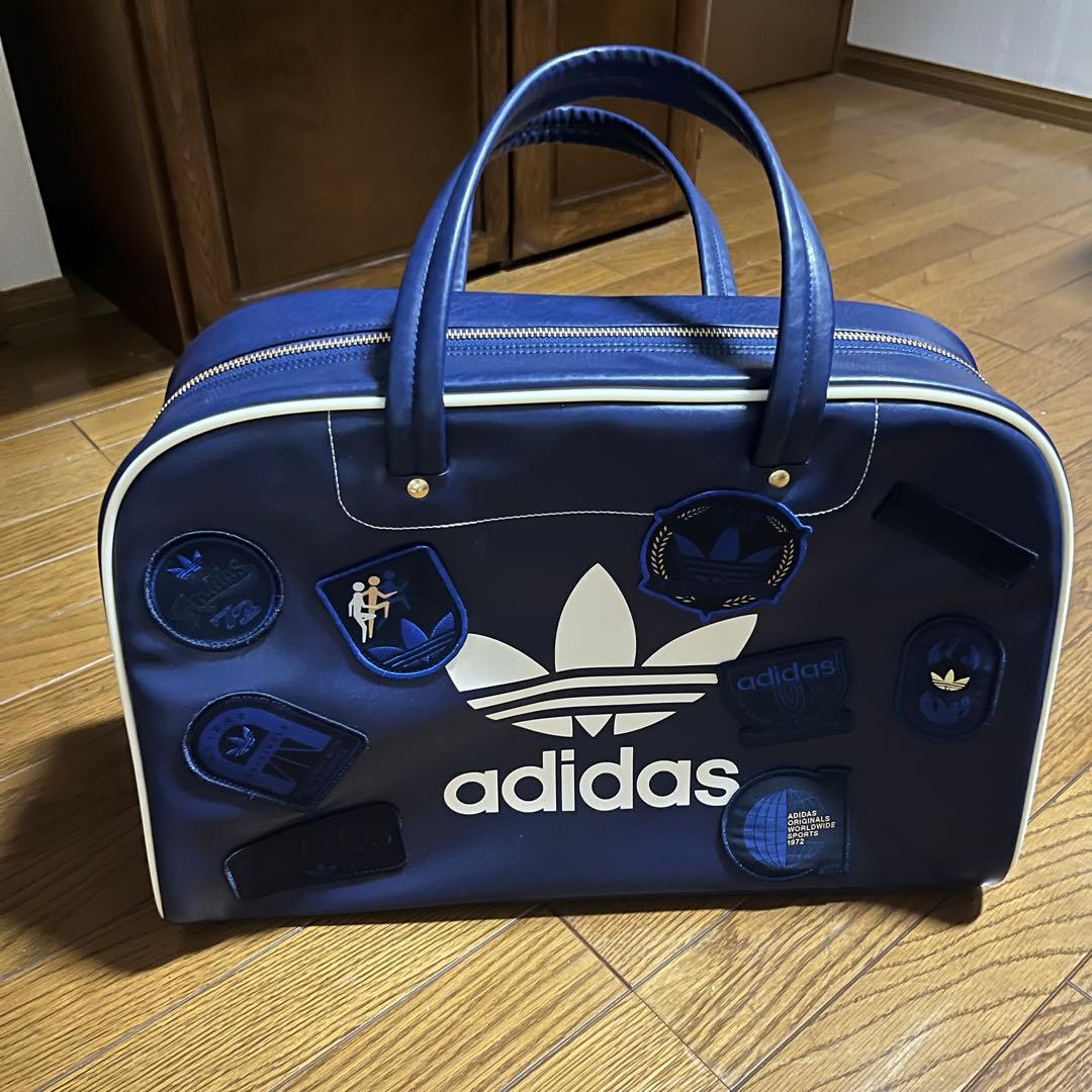 adidas originals ラージ ボーリングバッグ ブルー - メルカリ