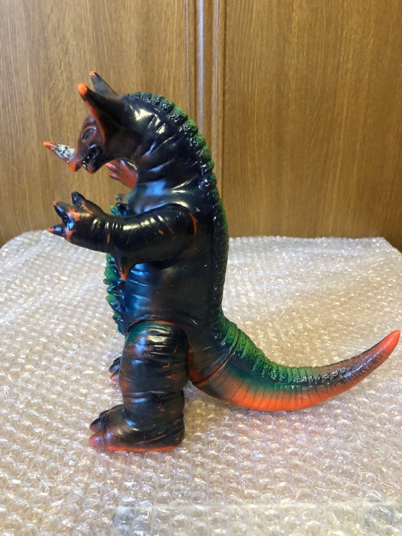 当時物　マルサン　ゴモラ　 円谷プロ　ブルマァク　ソフビ