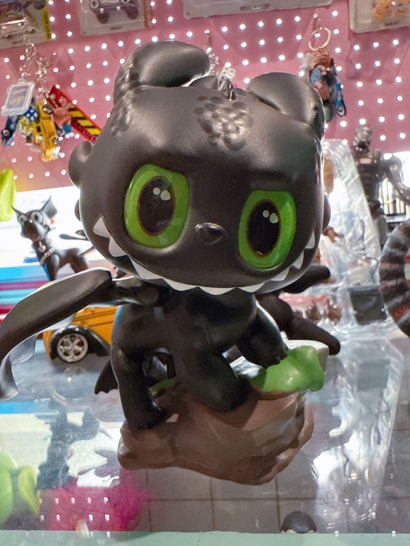 ヒックとドラゴン❤️ラブブ？ ソフビ フィギュア ポップマート