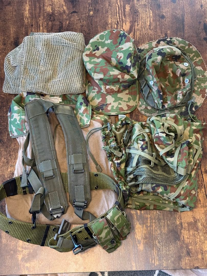 サバゲー入門】陸自2型迷彩トップス&ハーネスセット 付属品多数 初心者向け