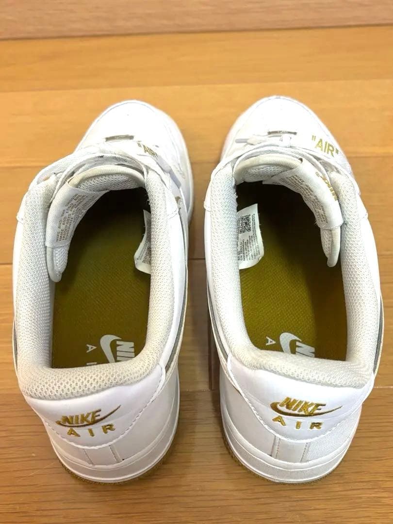 ナイキ エアフォース1 '07 ホワイト×ゴールド ガムソール 26.5cm
