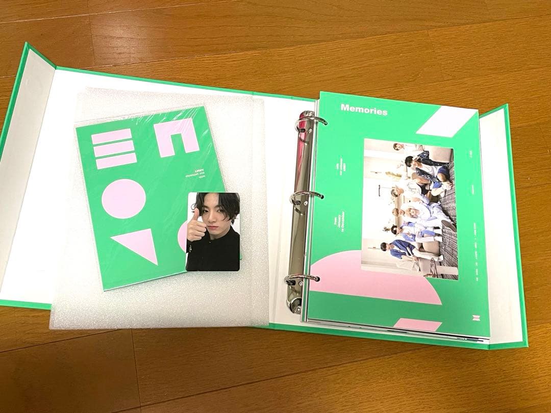 BTS DVD まとめ売り ランダム付き - メルカリ