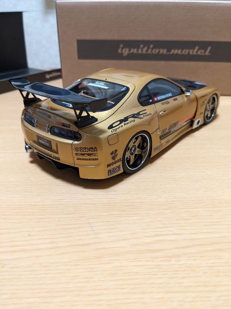 イグニッションモデル1/18　トップシークレット GT300 スープラ(A80)