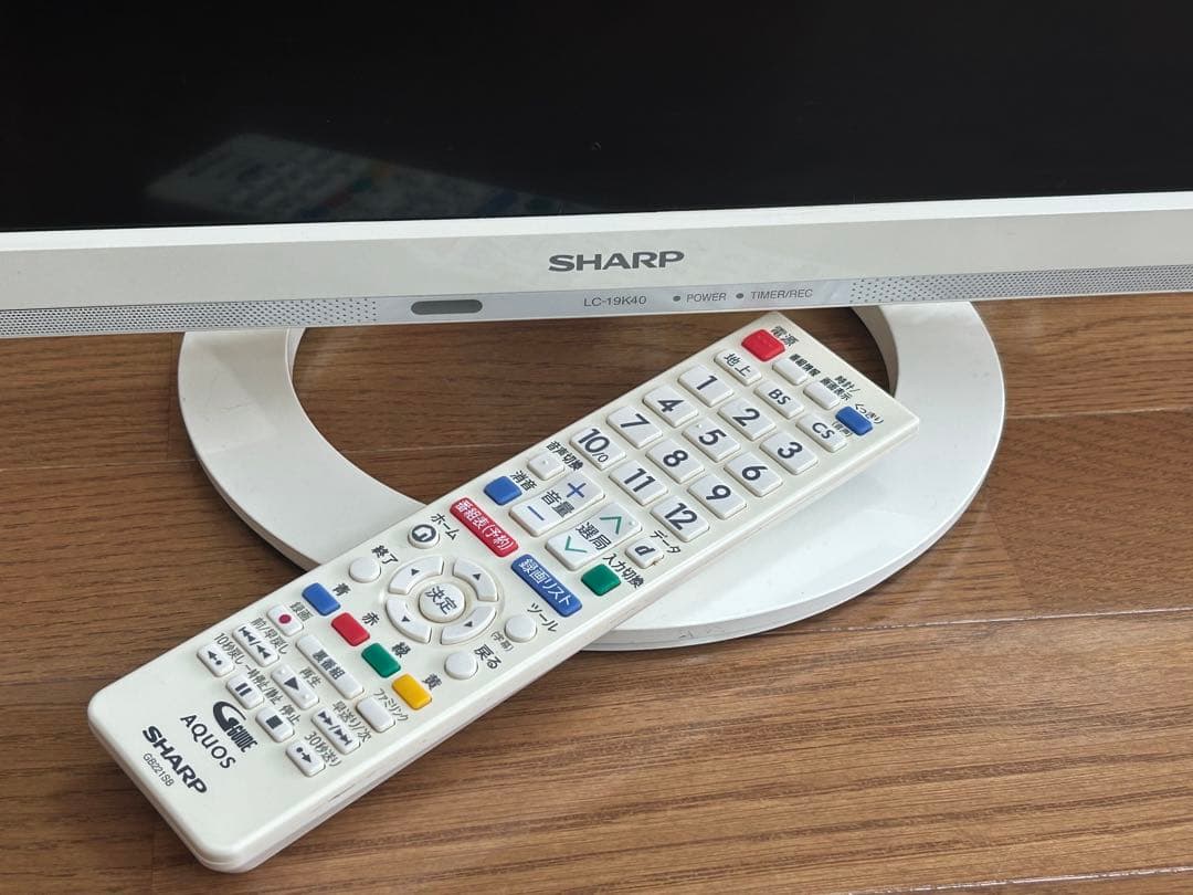 SHARP AQUOS LC-19K40 19V型 液晶テレビ 白 ホワイトの通販｜www