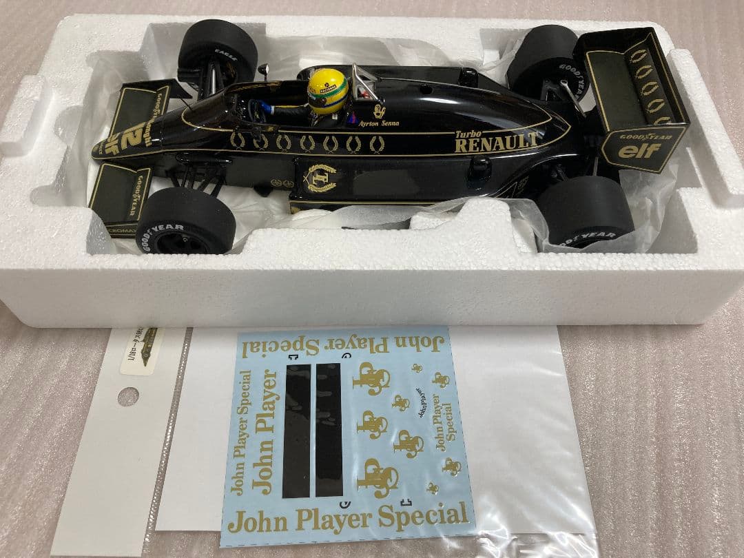 ㊱アイルトンセナ ミニカー 1/18 ロータス98T - メルカリ