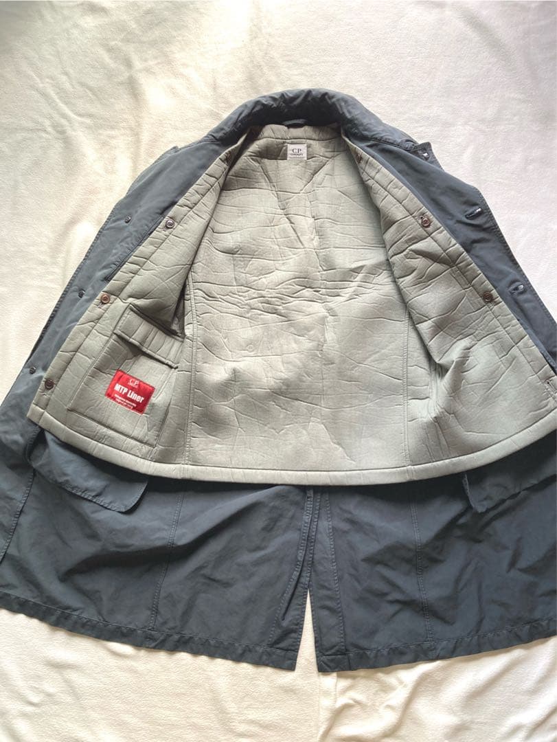 C.P.COMPANY ライナー付　トレンチコート　ネイビー　46 飴色ボタン