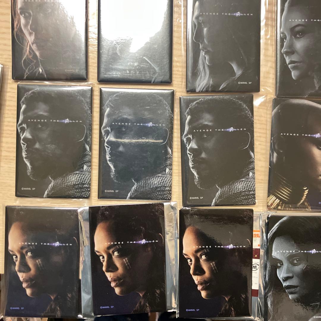 マーベル　アベンジャーズ　スクエアマグネット　セット