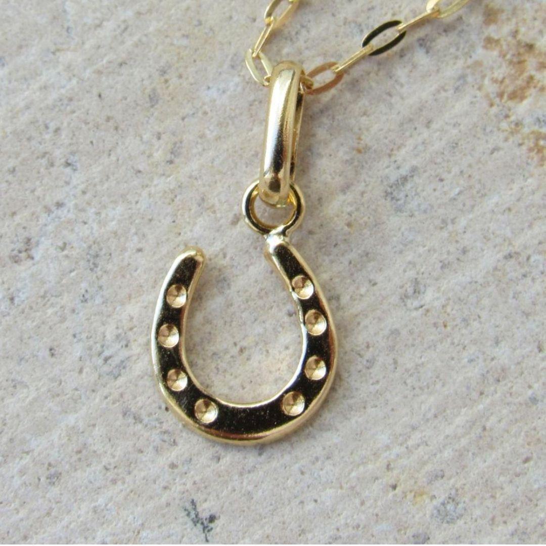馬蹄 K18✨️刻印 ネックレストップ 18K ペンダントトップ 18金 - メルカリ
