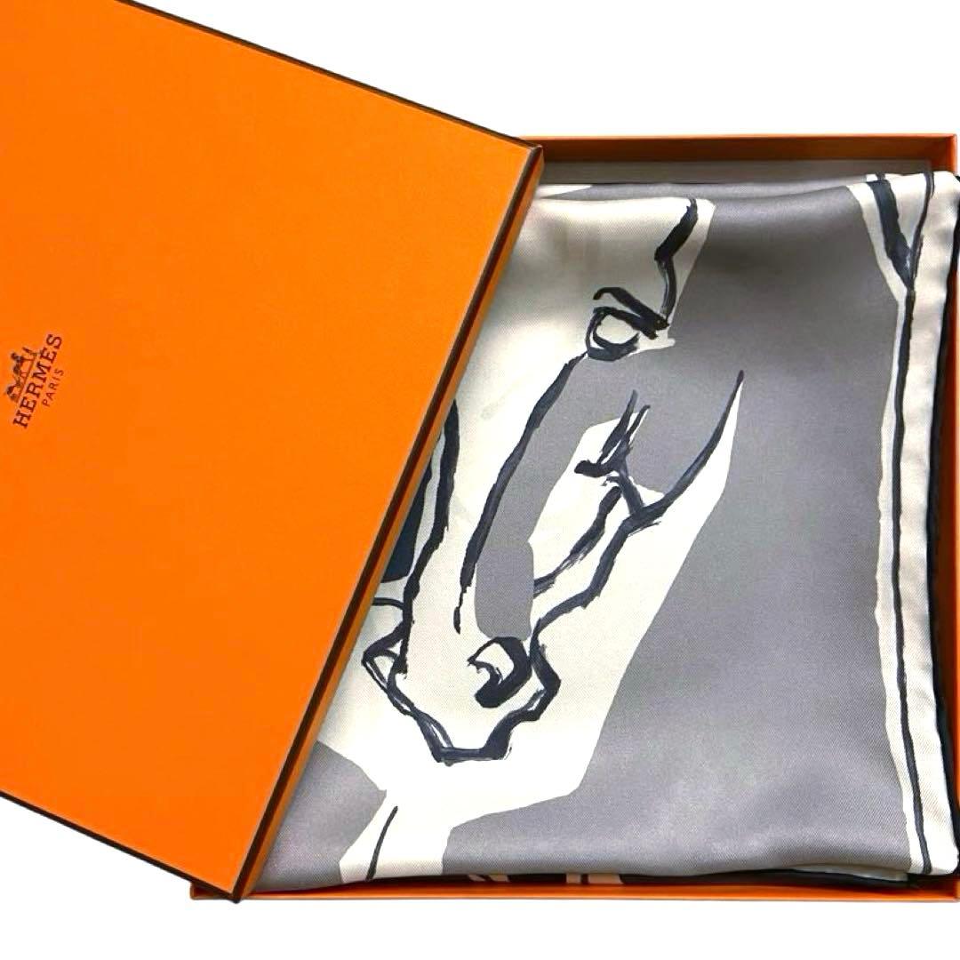美品 お洒落エルメス シルクスカーフ カレ90 馬のダンス ダブルフェイス 青赤 美品 お洒落エルメス シルクスカーフ カレ90 馬のダンス ダブル