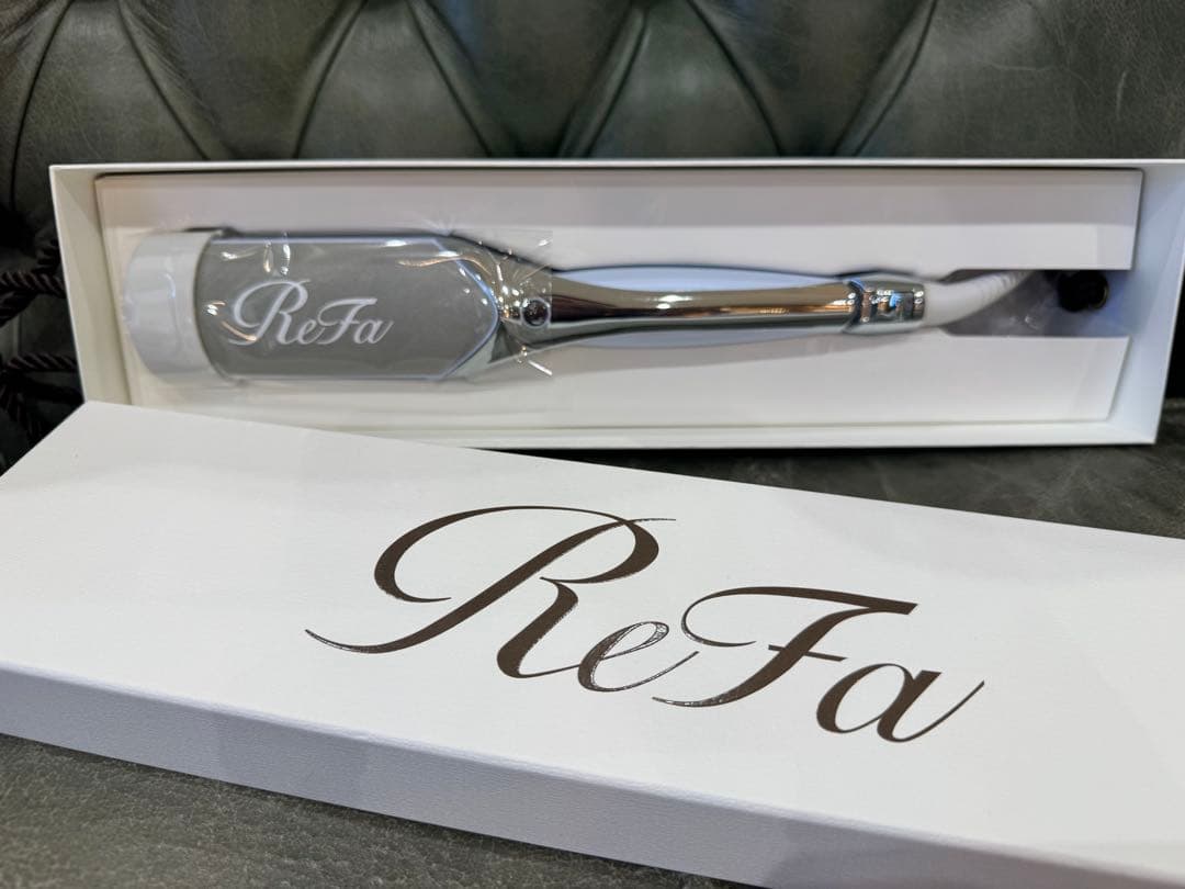 正規代理店出品　新品未使用リファパワーアイロンストレートアイロンプロ ReFa（リファ） リファパワーストレートアイロン プロ & リファヘア