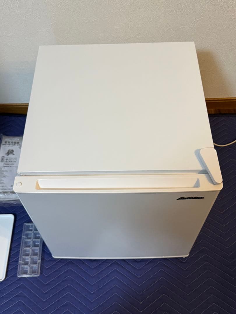 《展示品・未使用品》アビデラックス　45L小型冷蔵庫　AR-49 2025年製