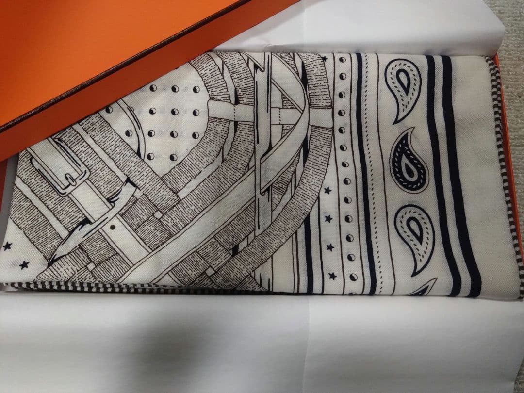 HERMESエルメス　カレジェアン新作《馬銜・バンダナ》カシシル 140