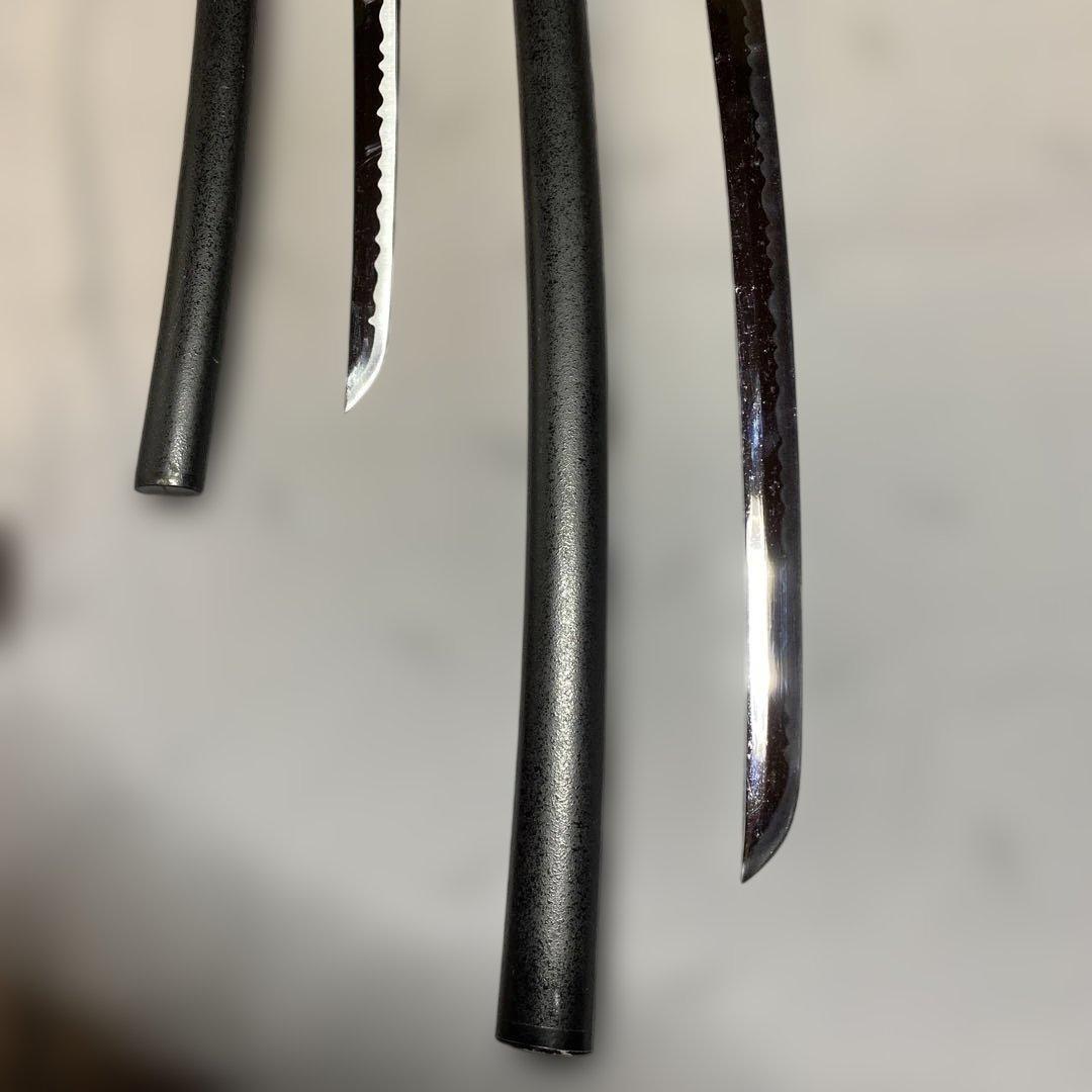 割安模造刀大小2本 黒柄 雲龍楕円鍔 黒梨地鞘 - メルカリ