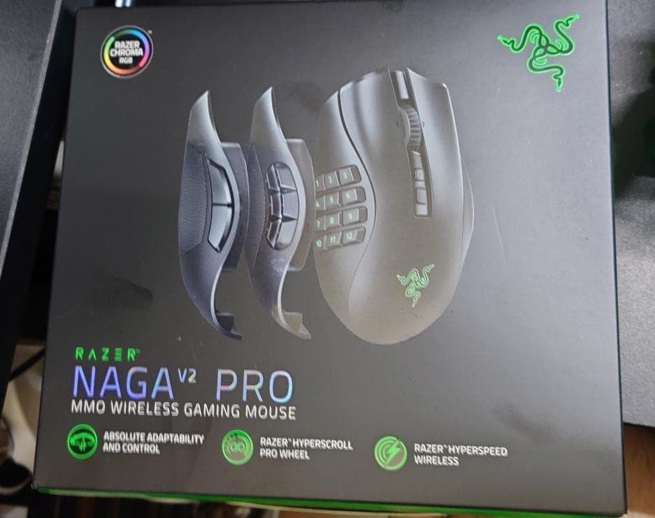 W*読様 Razer Naga V2 Pro ワイヤレスゲーミングマウス Amazon.co.jp: Razer レイザー Naga V2 Pro ゲーミングマウス