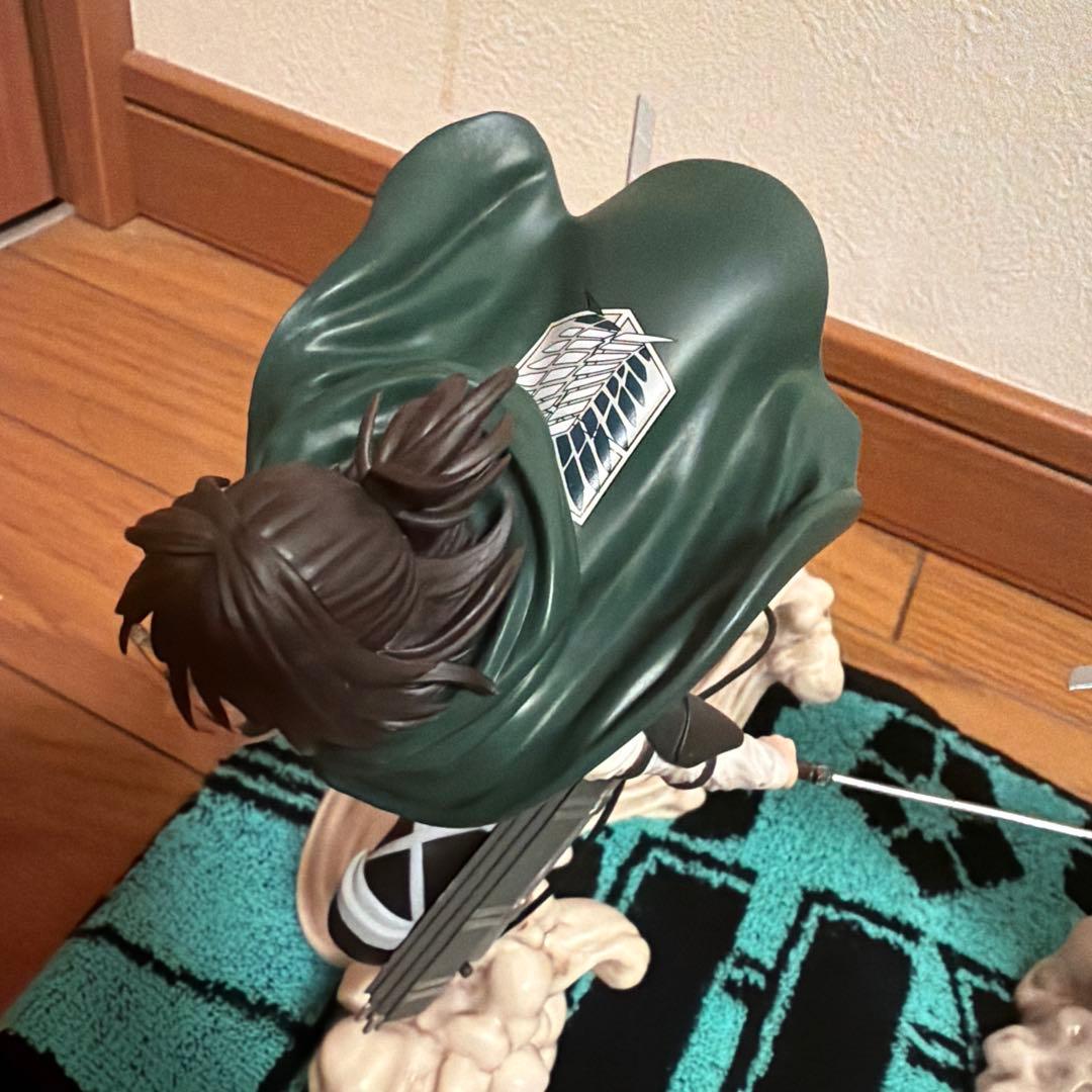 進撃の巨人 一番くじ 地鳴らし B賞リヴィ Ｃ賞ハンジ