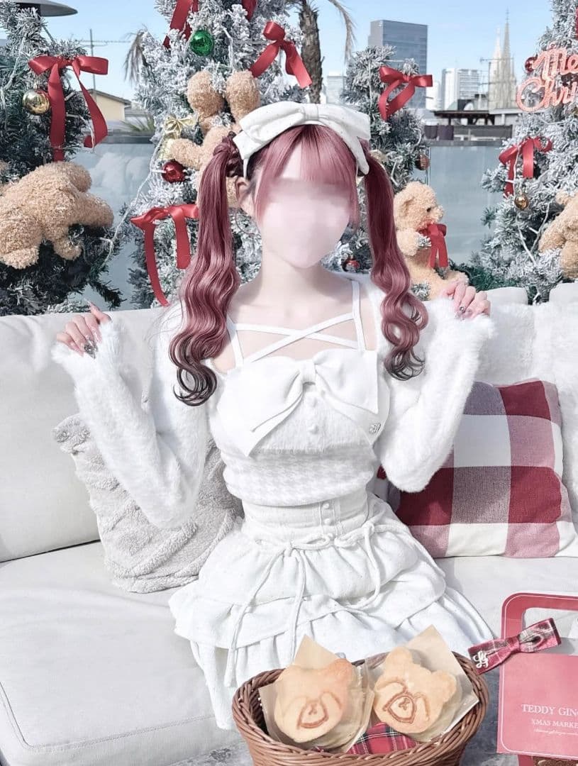 HONEY MEW ハニーミュウ ビッグリボンシャギーアンサンブルトップス 白色 ビッグリボンシャギーアンサンブルトップス ブラック | ファッション