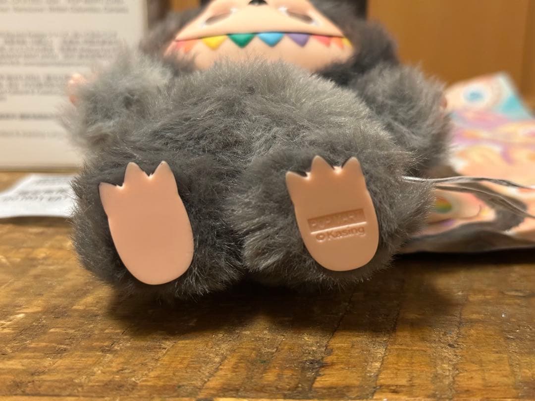 ①THE MONSTERS Big into Energy ラブブシークレット