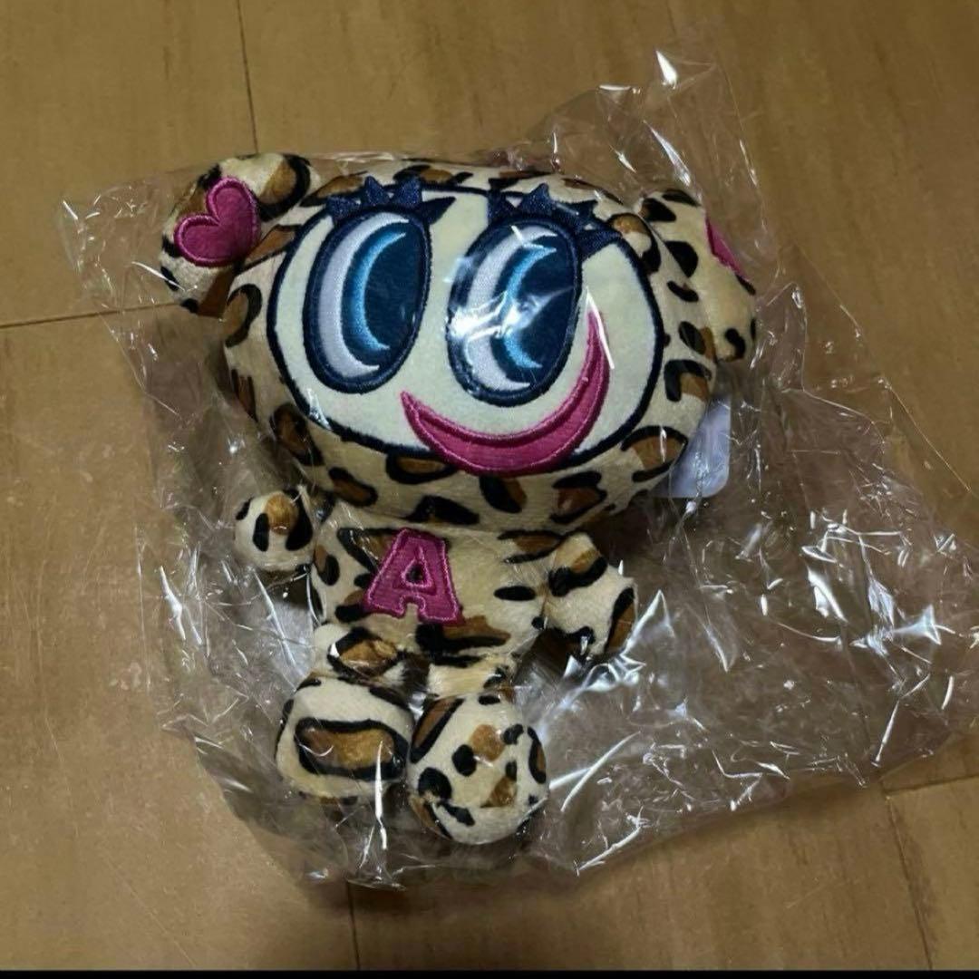 エンジェルブルー ヒョウ柄 ナカムラくん チャーム - メルカリ