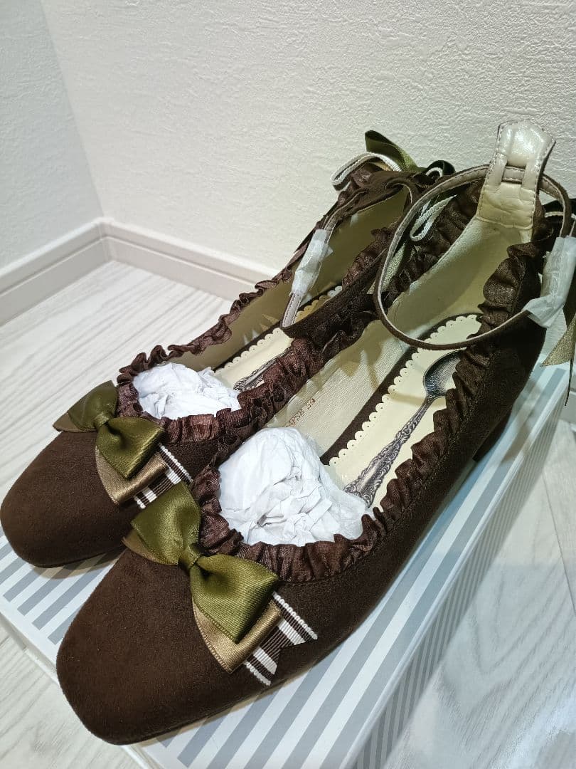 新品未使用 マイラクラシック チョコレートパンプス 茶色 専用箱付き mayla classic マイラクラシック パンプス 24㎝ - メルカリ