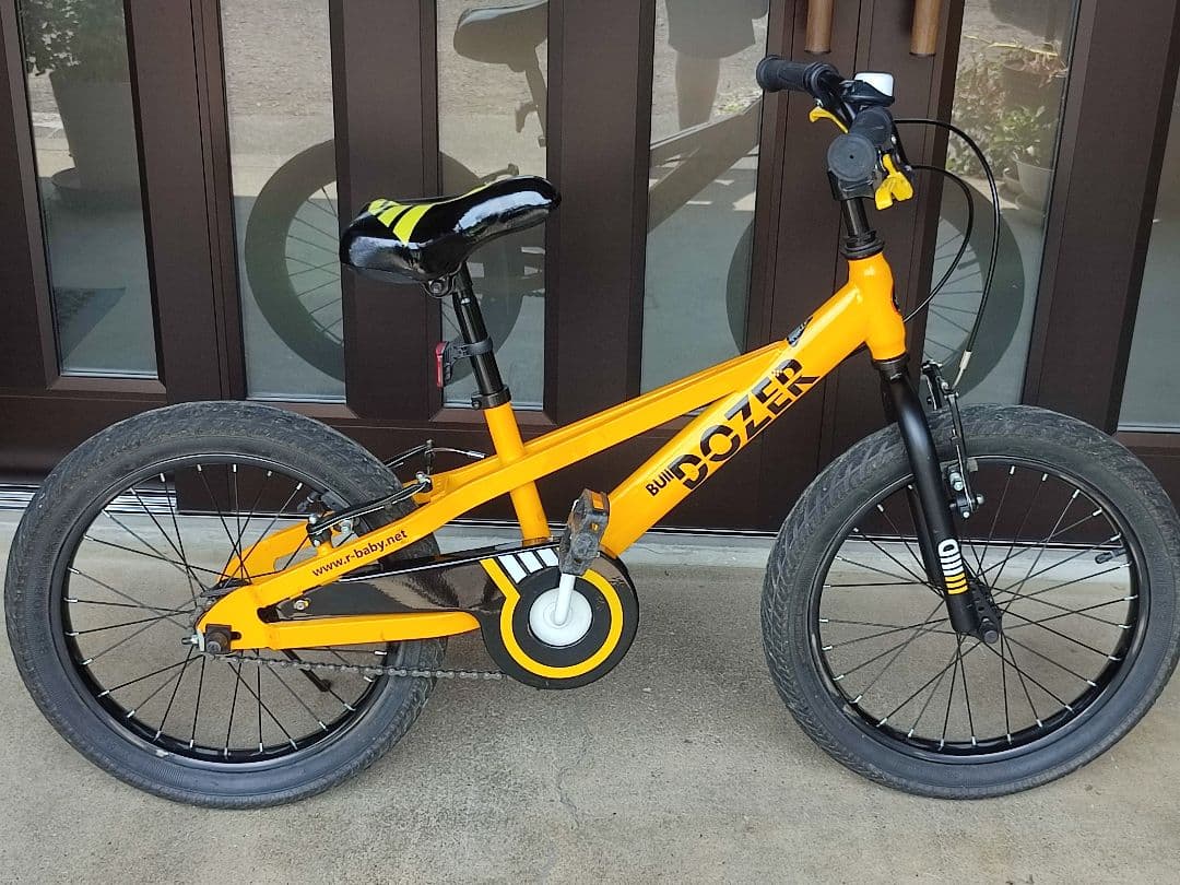 廃盤　ファットバイク 18インチ キッズバイク オレンジ　イエロー　Vブレーキ TRINITYplus キッズバイク 半藤カゴ 子供用 自転車 18インチ 本体 男