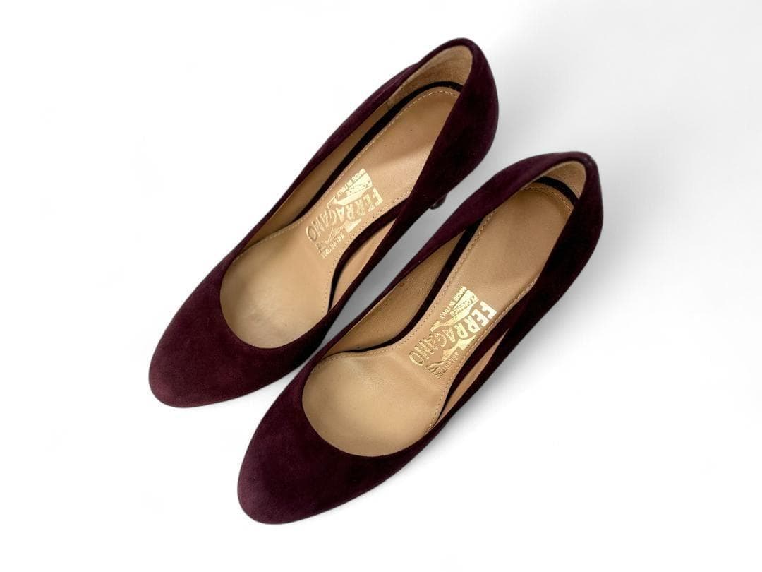 極美品 フェラガモ スエード パンプス ボルドー 5C 22.5cm