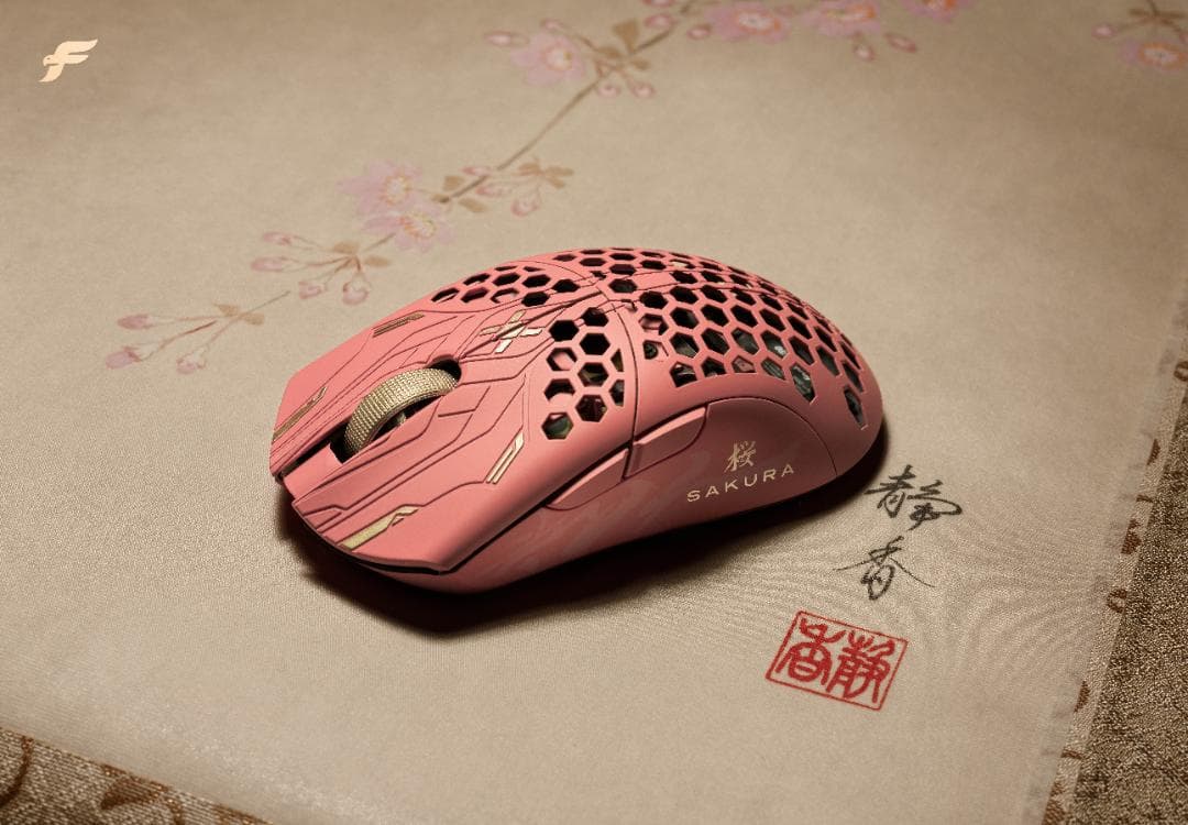 Finalmouse ULX Sakura Ｍsize 新品未開封 即日配送