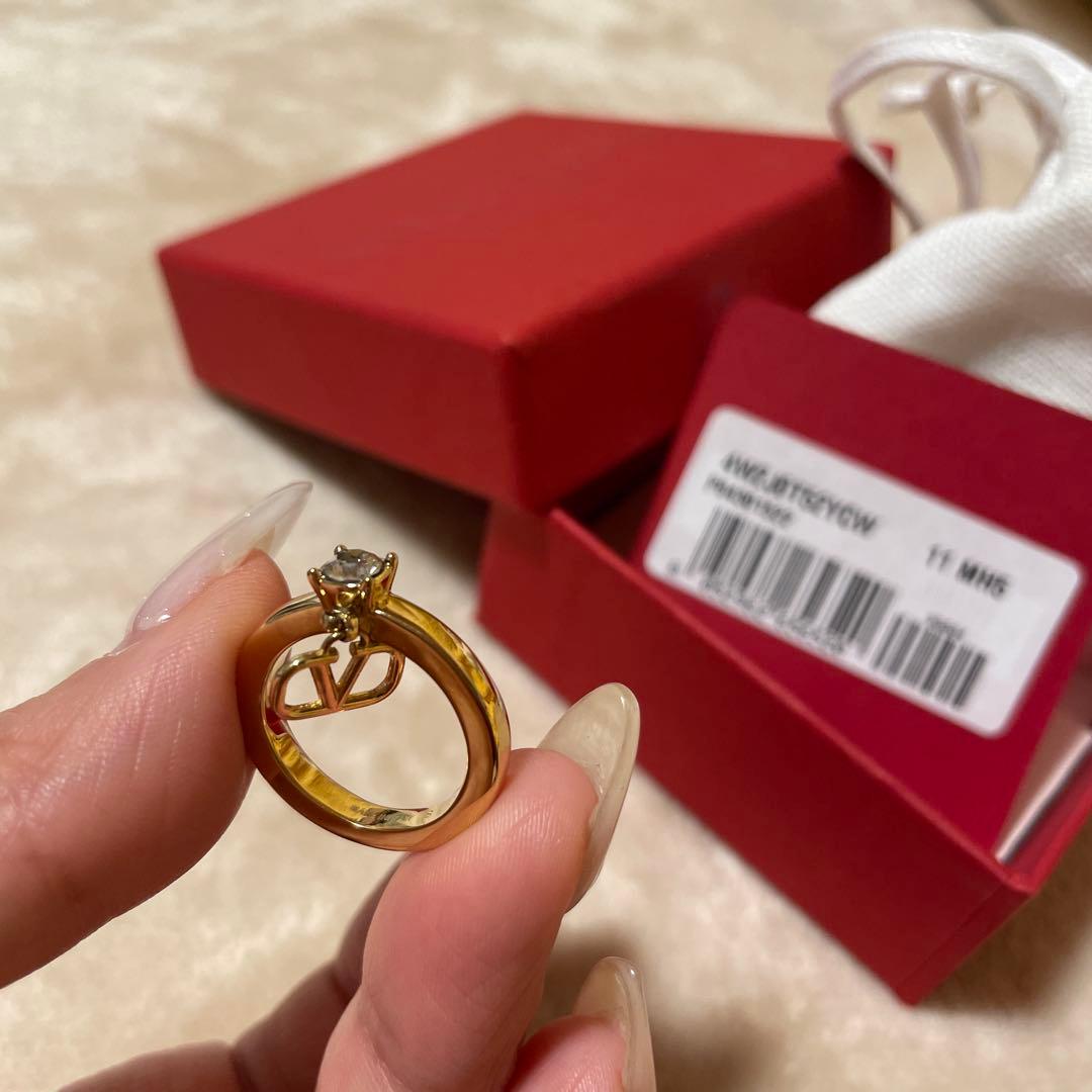 ーharukaーVALENTINO GARAVANI リング メタル Metal Rockstud Ring for Man in Palladium | Valentino US