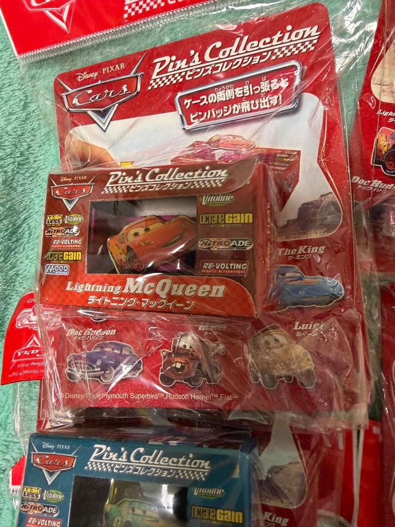 激レア カーズ Cars Pin's Collection セット