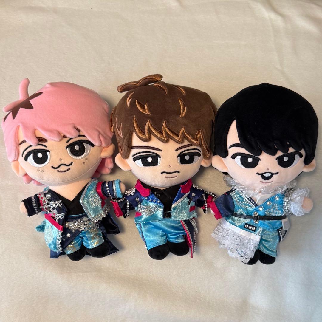 三鬼龍ページ　Bigぬい ターコイズ衣装　佐久間大介　向井康二　宮舘涼太