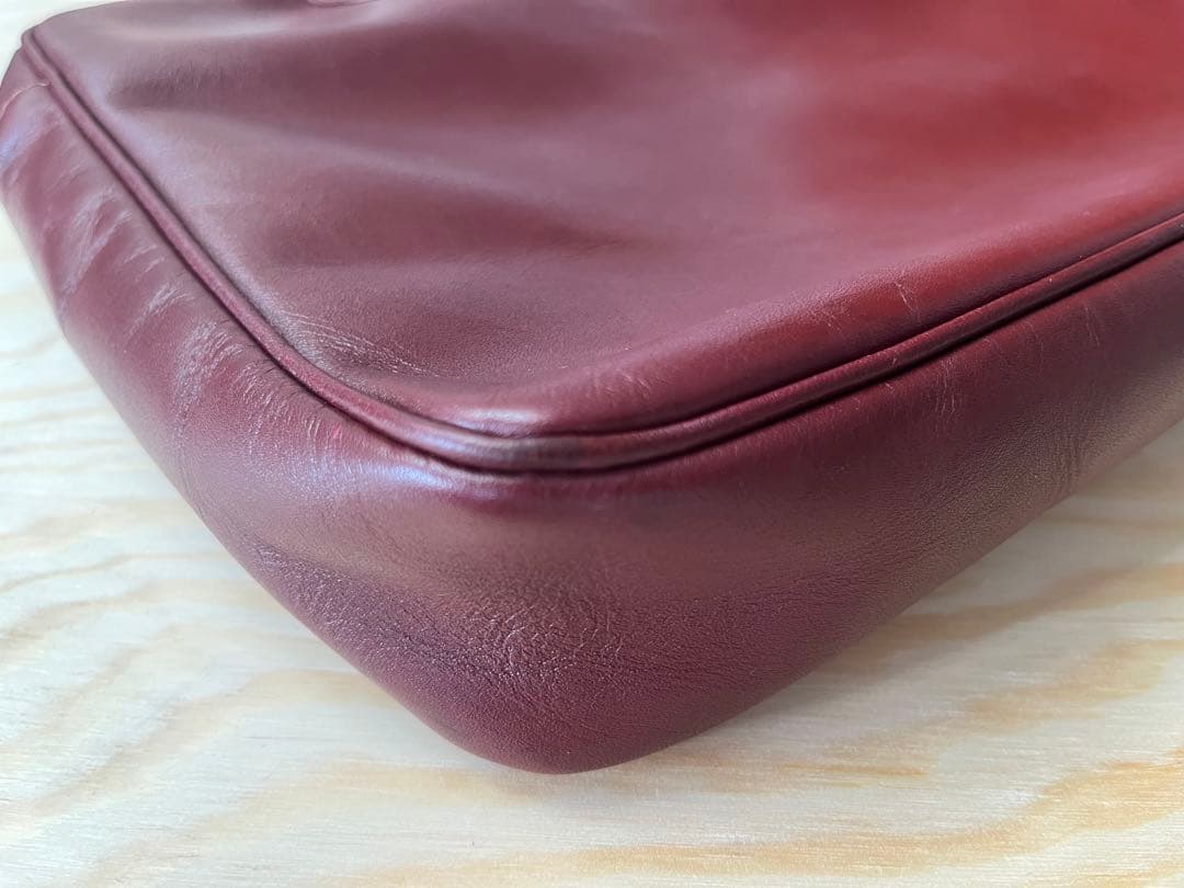 美品 カルティエ トートバッグ A4収納可 ボルドー