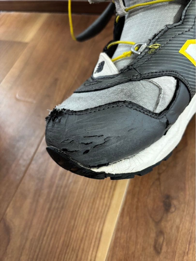 ニューバランス スノーボード ブーツ 686 26.5cm