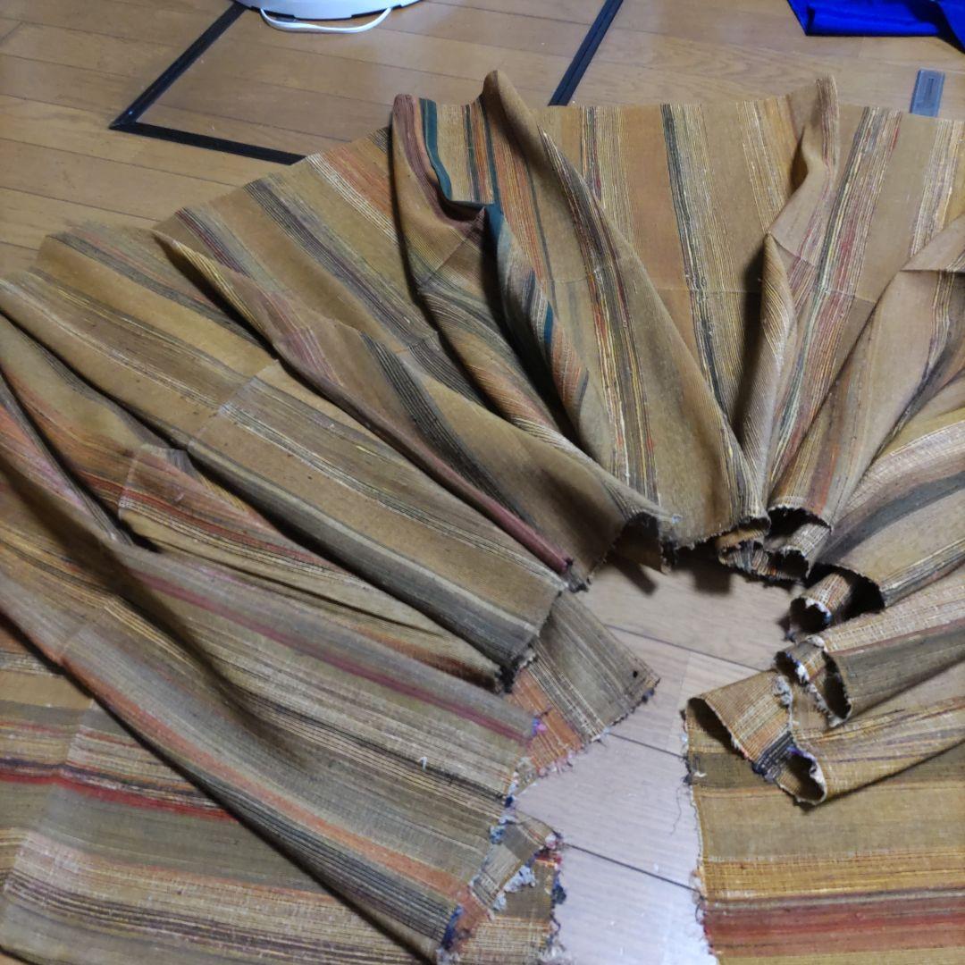 《アンティーク、絹広巾裂織布》（美品）63×410でたっぷり、細かく軽い1618