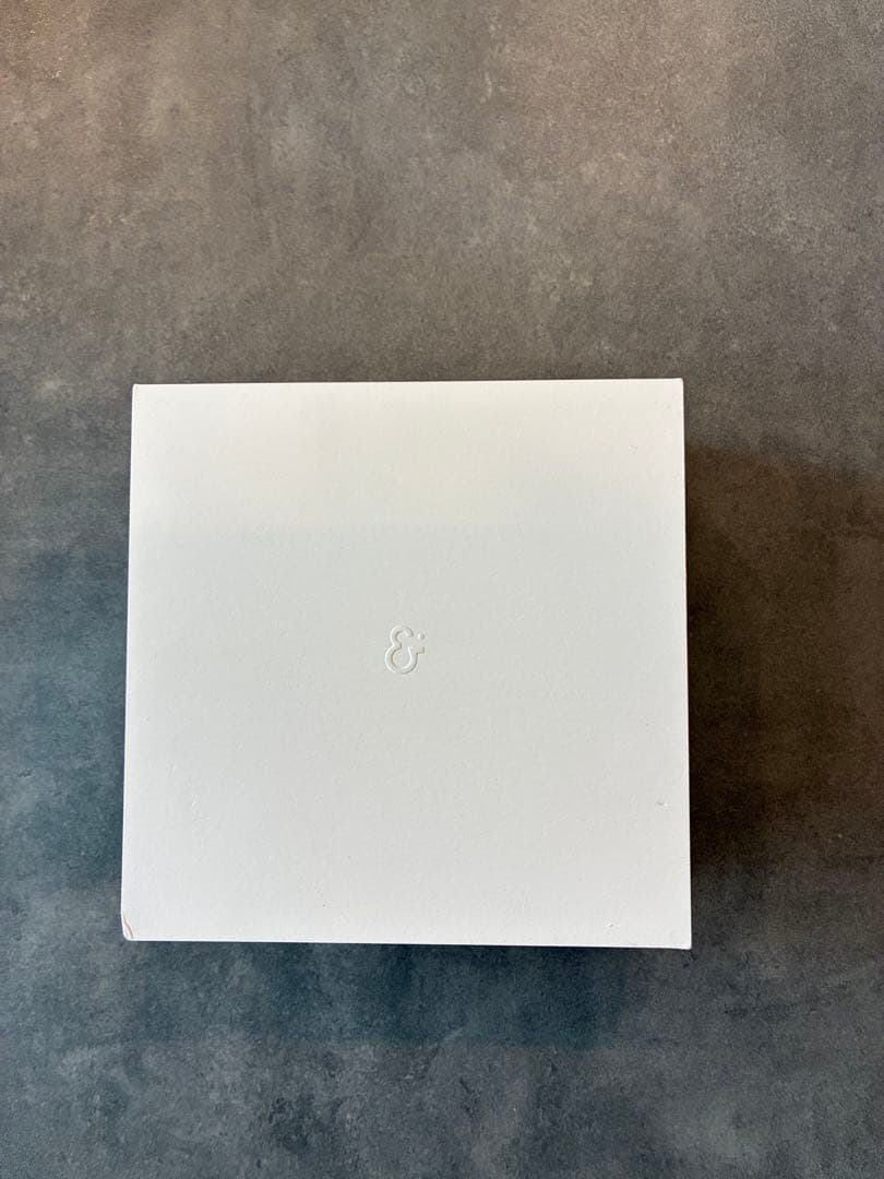 h'eres RENEE SWIRL LINE NECKLACE