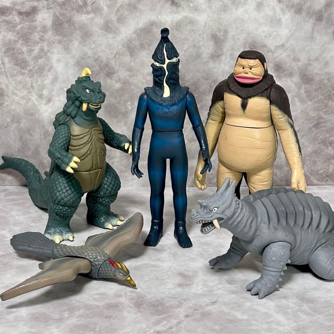 ウルトラQ ソフビ ケムール人 ゴメス リトラ M1号 パゴス ソフビまとめ