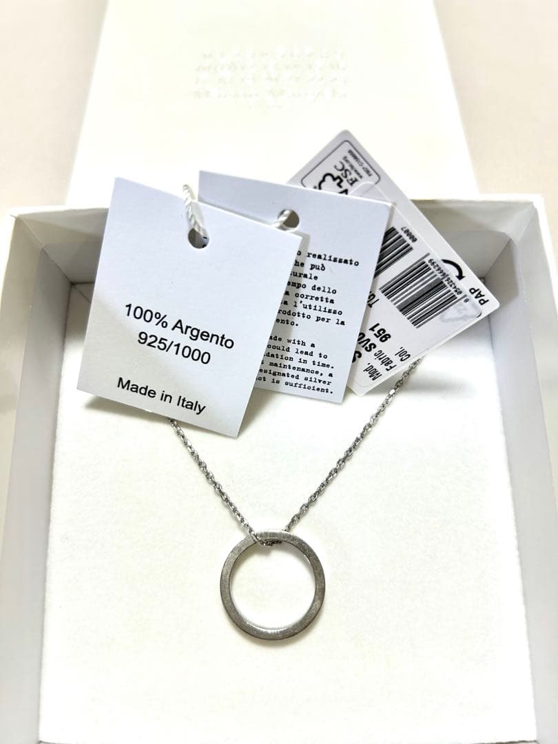 匿名配送新品 Maison Margiela ロゴペンダントリング ネックレス エムエム6 メゾンマルジェラ MM6 Maison Margiela ネックレス ロゴ