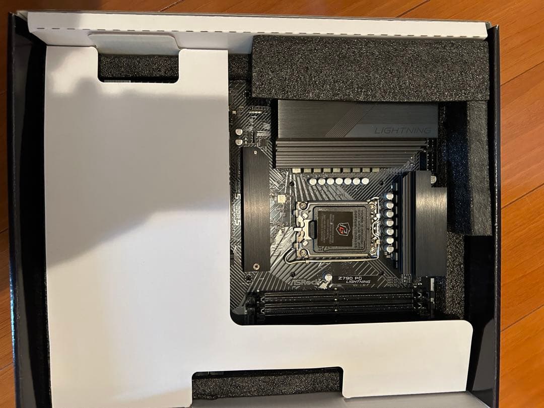 Intel Core i7 13700k Z790 PG Lightning - メルカリ