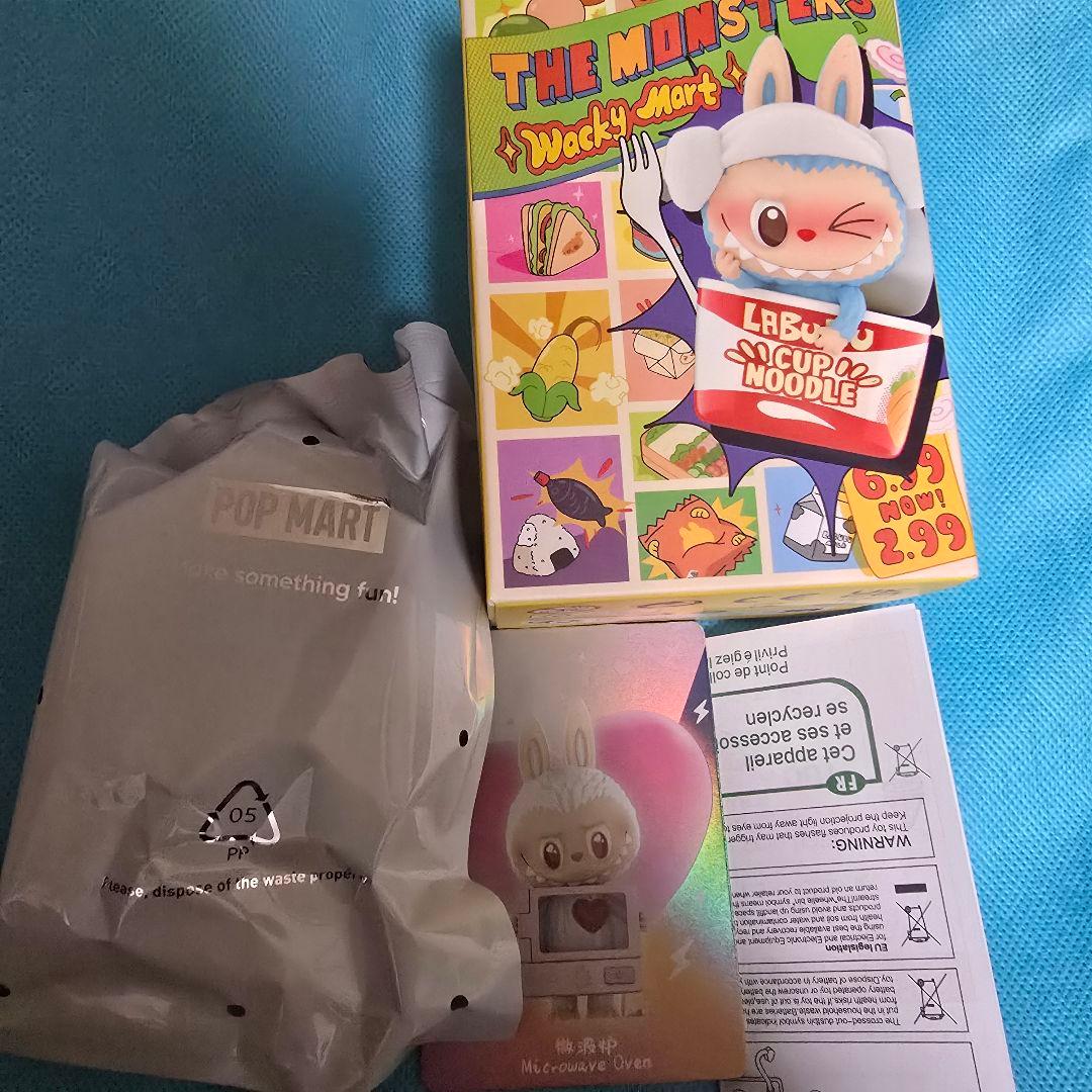 POP MART THE MONSTERS Wacky Mart シークレット - メルカリ