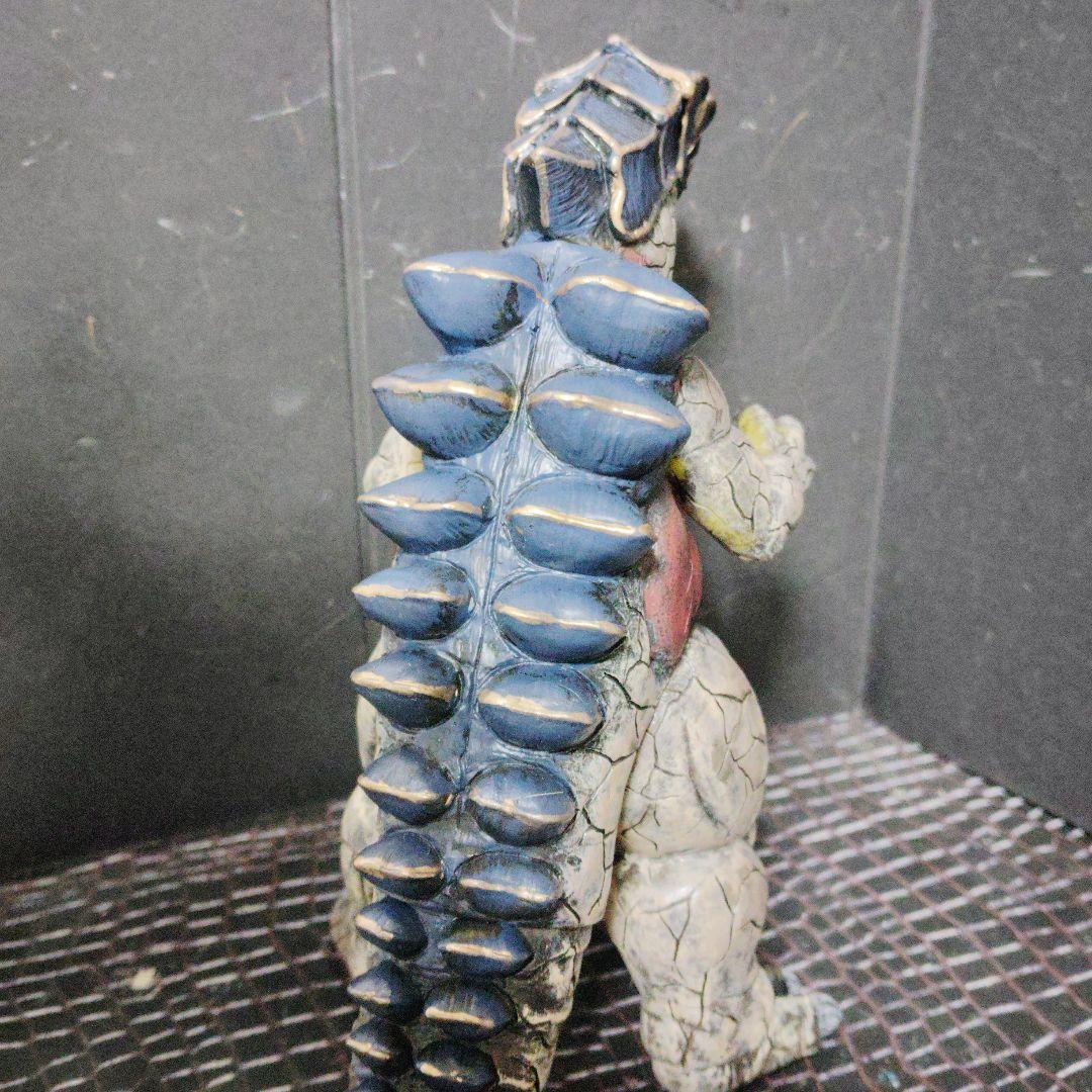SEA様専用ウルトラ怪獣旧型絶版ソフビゴルメデ（3008ni） - メルカリ