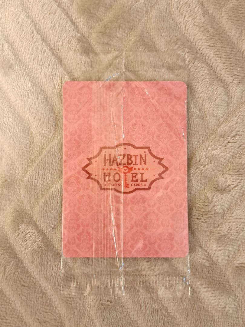 カード・フォト・ブロマイド Hazbinhotel pink cracked ice Hate watch