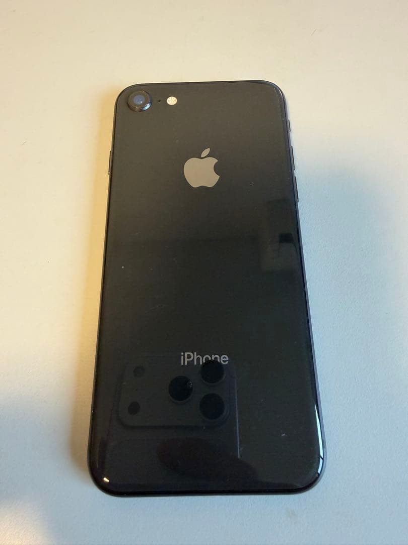 iPhone 8 64GB スペースグレイ SIMフリー - メルカリ