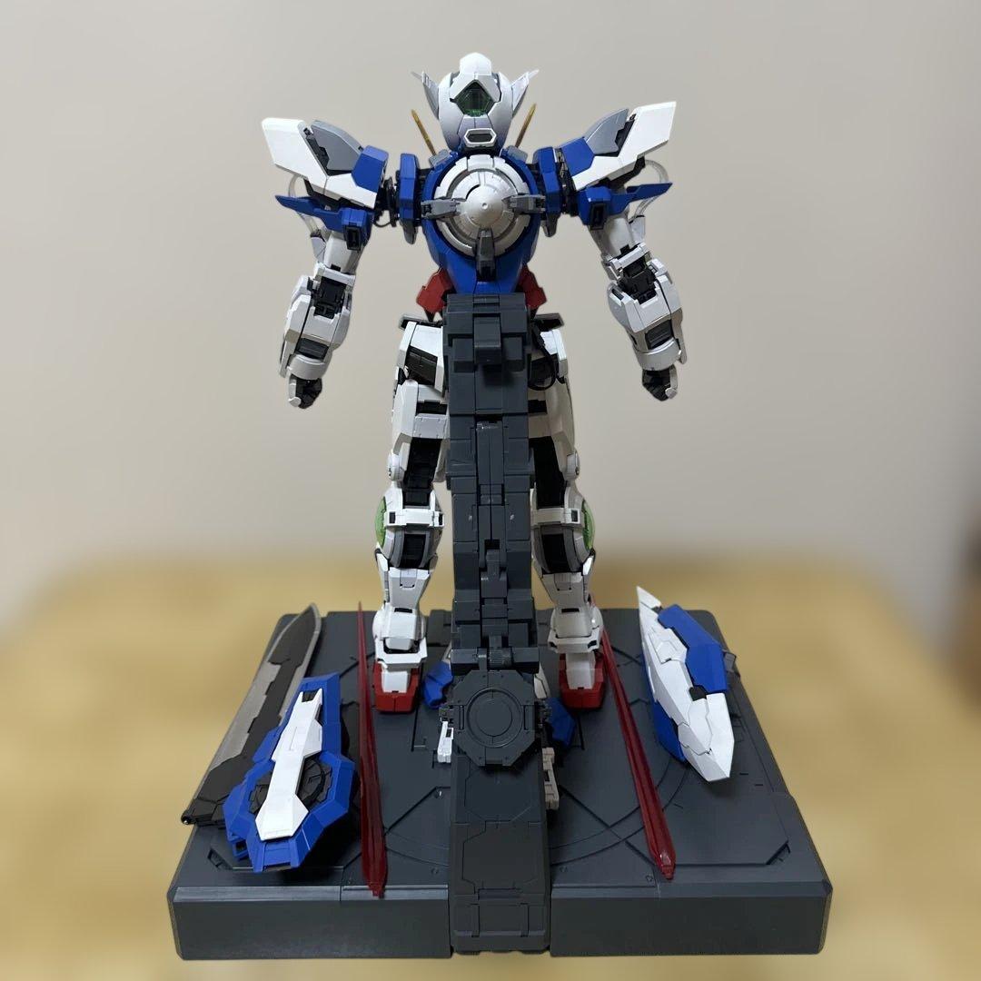 PG ガンダム00 エクシア LIGHTING プラモデル