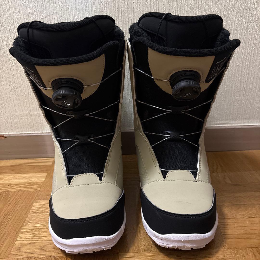 K2 RAIDER スノーボードブーツ　26cm オフホワイト/ブラック 2026 K2 ケーツー RAIDER レイダー BLACK 25-26 スノーボード ブーツ