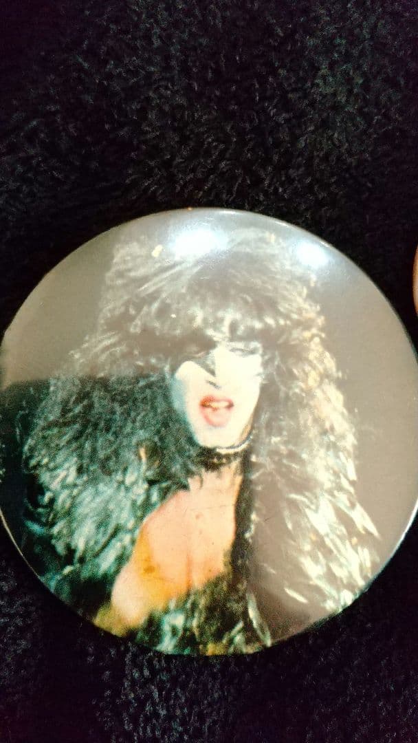 【希少】RATT・KISS ポール・スタンレー缶バッジ 当時物