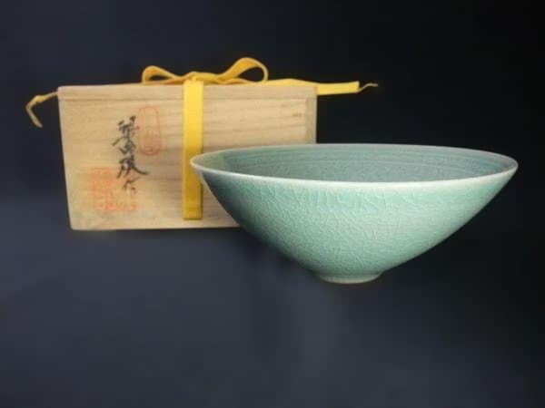 青珍 梁命煥 高麗青磁 韓国伝統作家 茶碗 茶道具 抹茶茶碗 共箱 - メルカリ