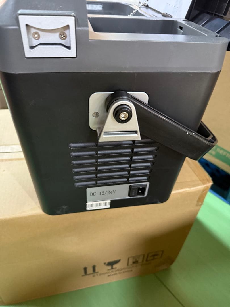 車載冷蔵庫 9L -20℃～10℃ 45W 12V/24V/内蔵バッテリー別売り