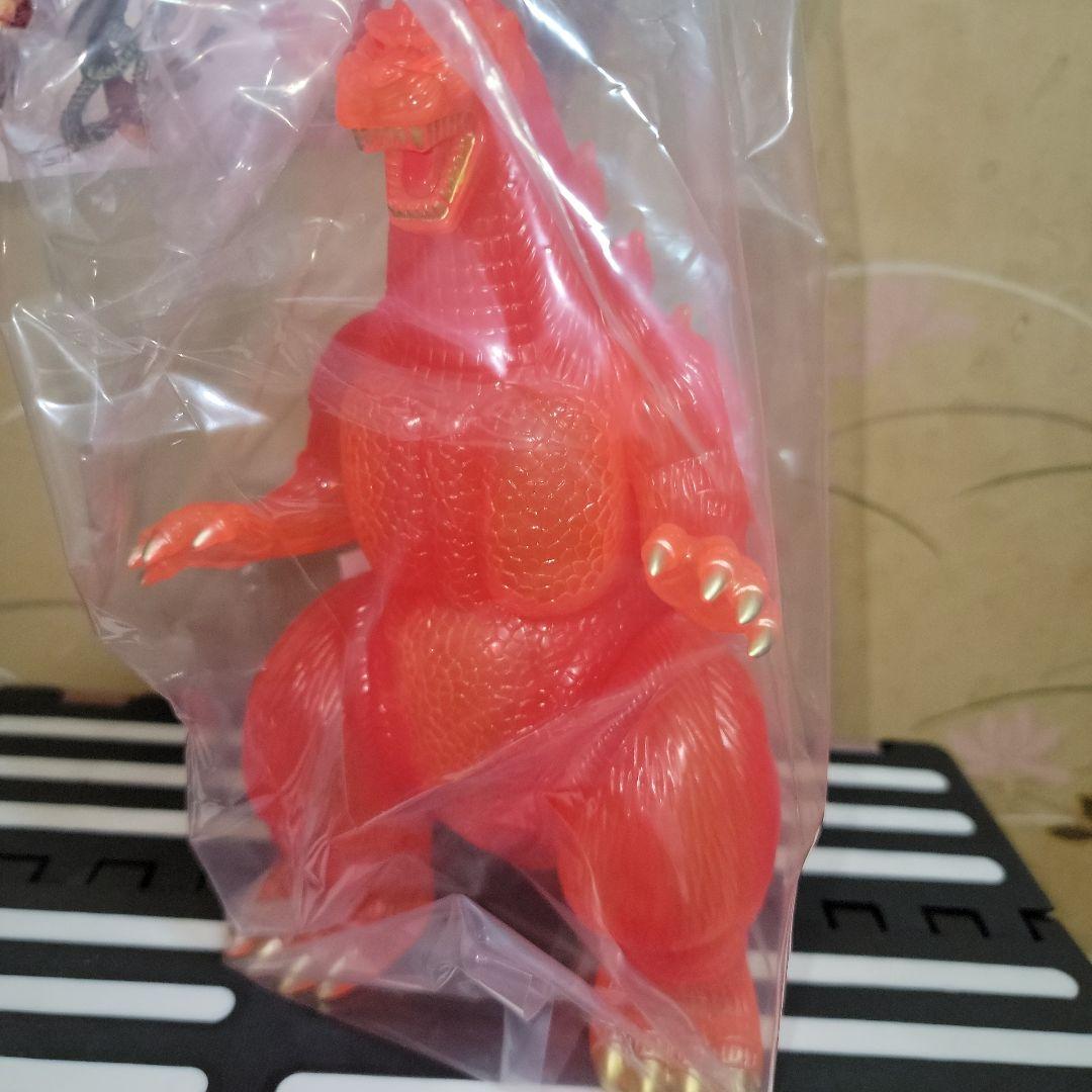 マルサン　ゴジラ1995 　デスゴジ　350 バーニングオレンジ　ソフビ マルサン 95ゴジラ350 デスゴジ バーニング POP-UP 限定販売 - メルカリ