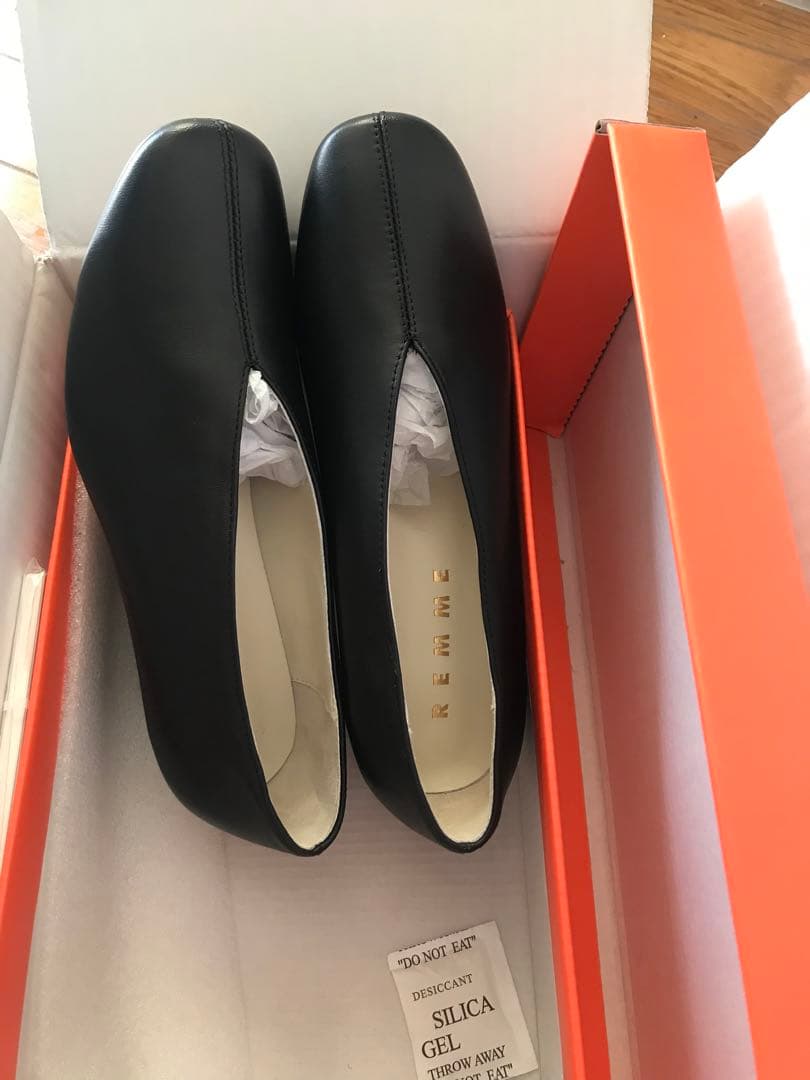 ★新品未使用★REMME / レメ / レザーパンプス（ブラック） 24.0cm