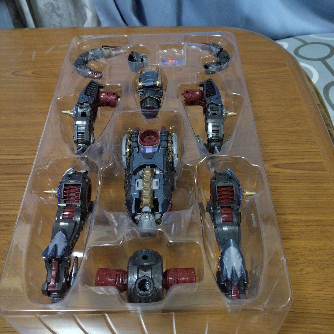 ダイアクロン da-110 ワルダロアーズ〈ジャグワ〉[タカラトミー]